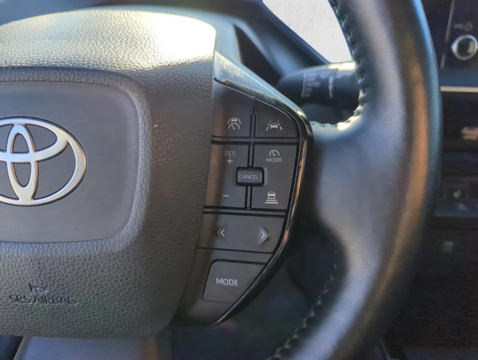 2024 Toyota Prius XLE (Natl)
