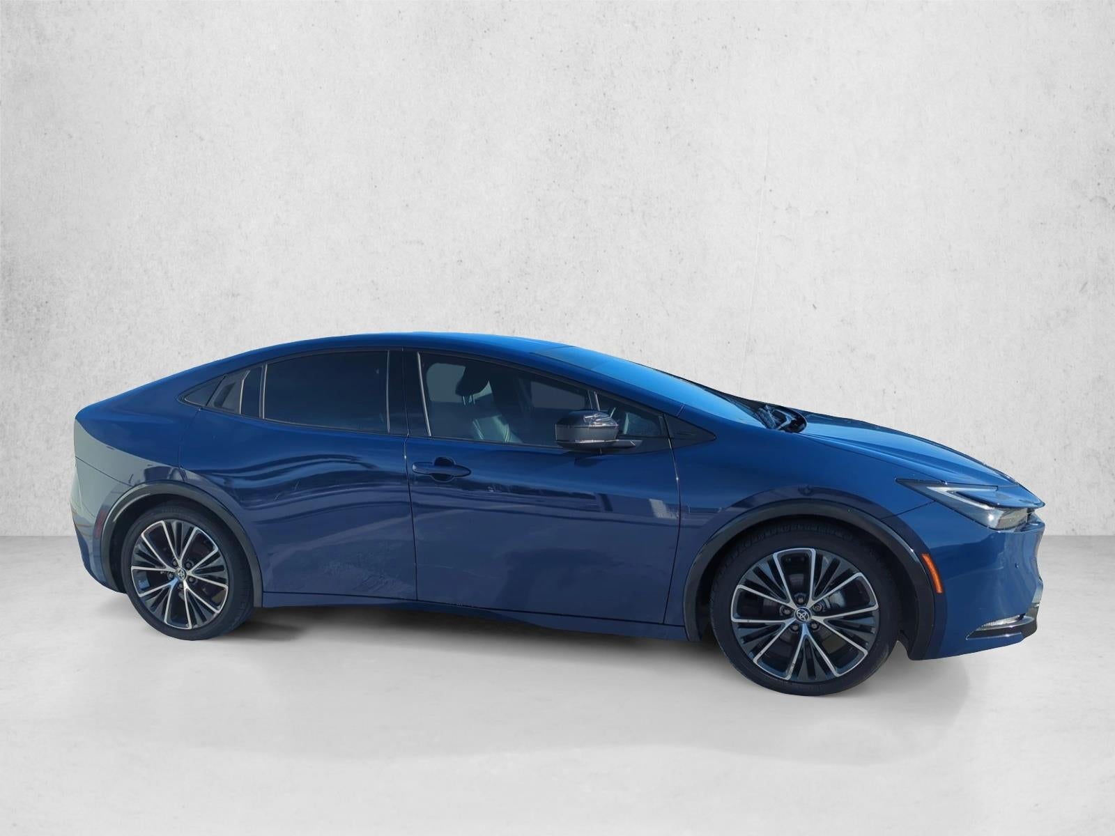 2024 Toyota Prius XLE (Natl)