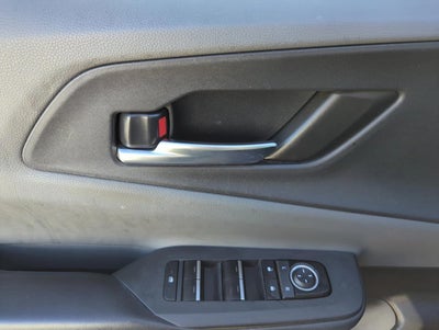 2024 Toyota Prius XLE (Natl)
