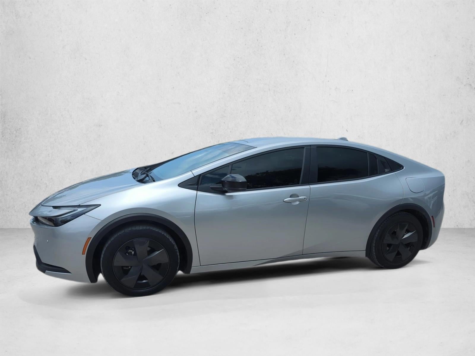 2025 Toyota Prius LE (Natl)