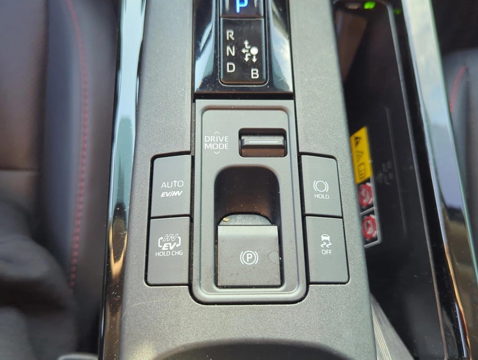 2024 Toyota Prius Prime XSE (Natl)