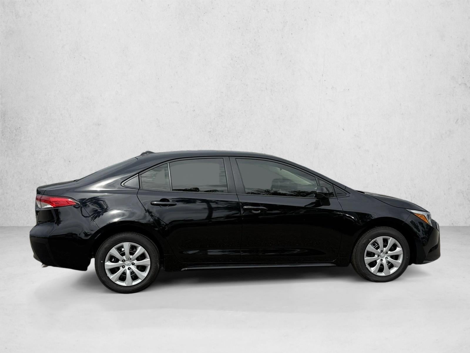 2026 Toyota Corolla Hybrid LE FWD (Natl)