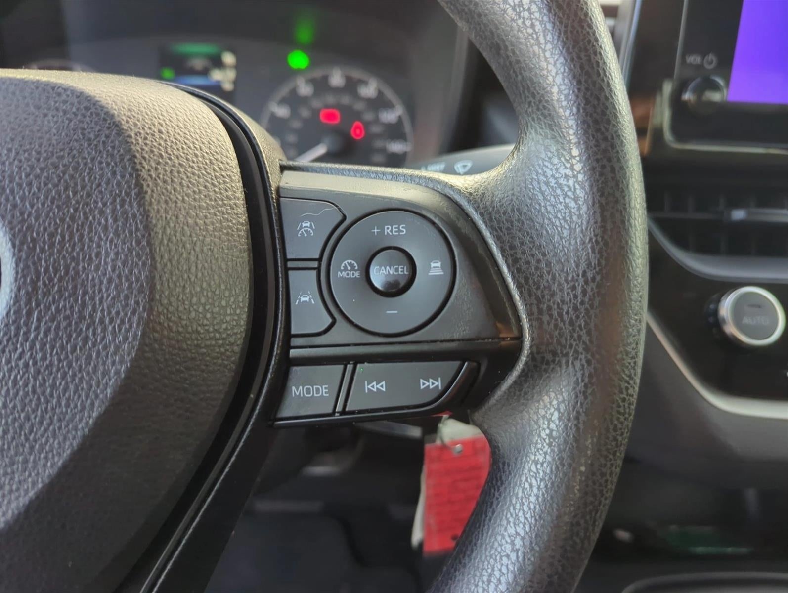 2024 Toyota Corolla Hybrid LE FWD (Natl)