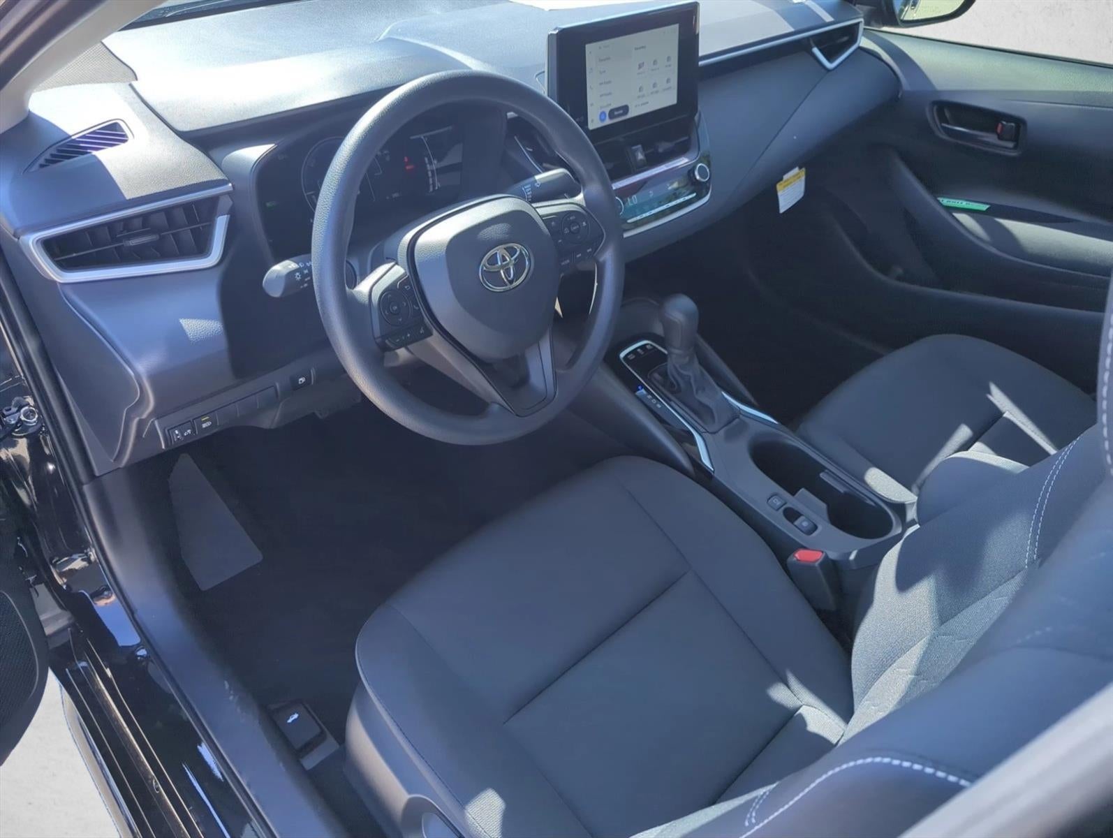 2026 Toyota Corolla Hybrid LE FWD (Natl)