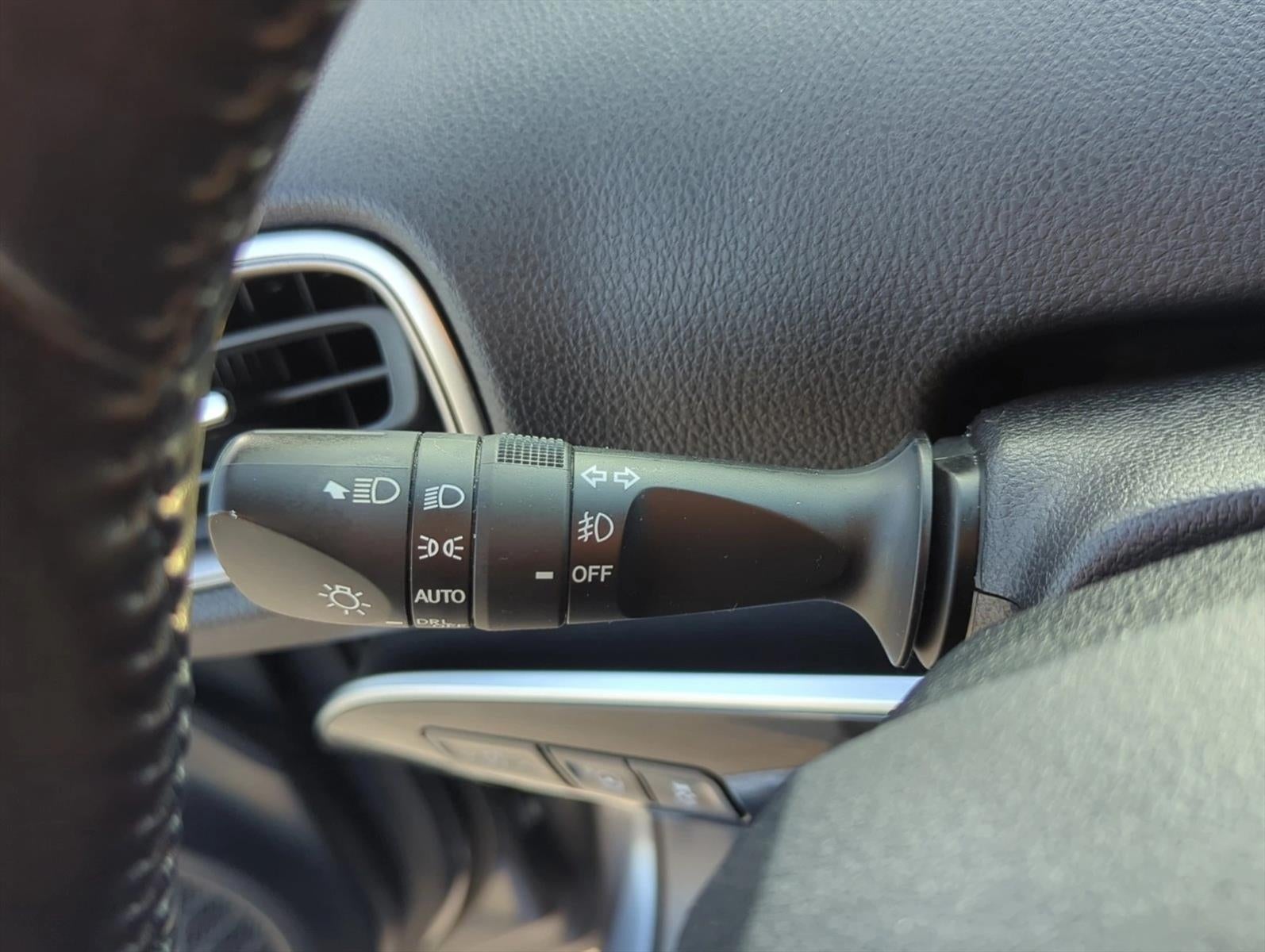 2020 Toyota Prius Prime Limited (Natl)