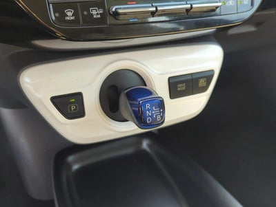 2016 Toyota Prius 5dr HB Two Eco (Natl)