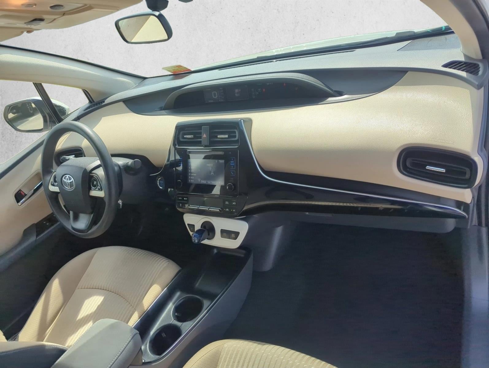 2016 Toyota Prius 5dr HB Two Eco (Natl)