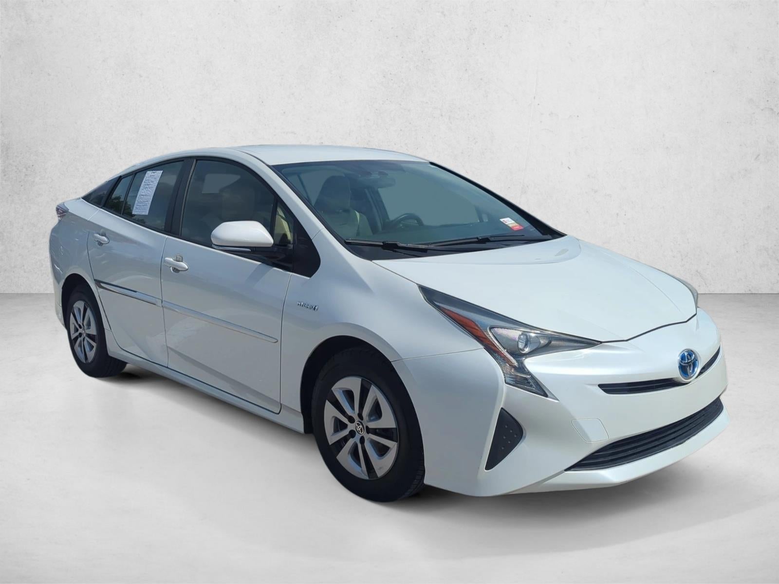 2016 Toyota Prius 5dr HB Two Eco (Natl)