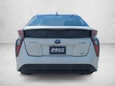 2016 Toyota Prius 5dr HB Two Eco (Natl)