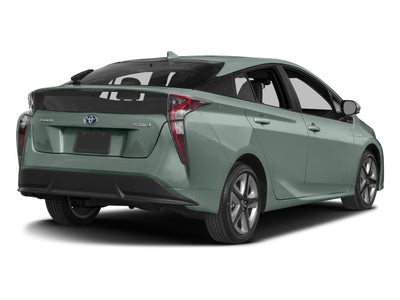 2017 Toyota Prius Three Touring (Natl)
