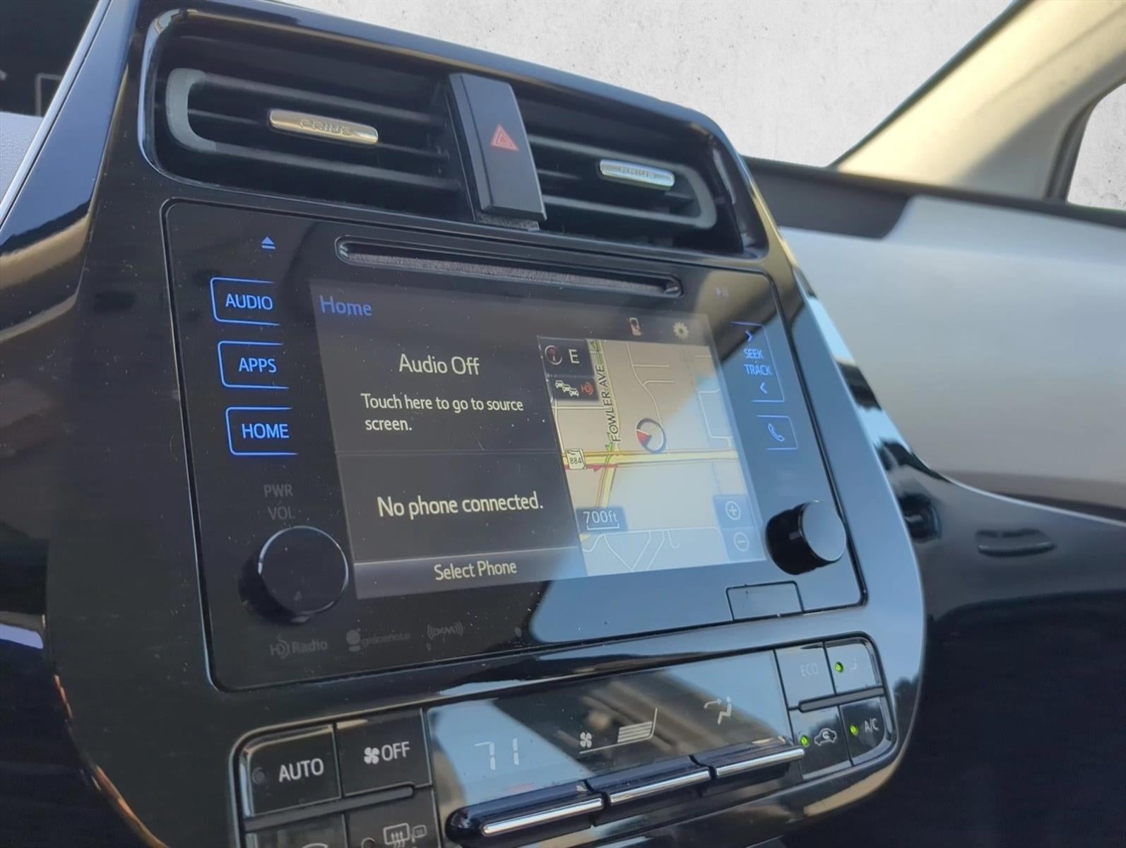 2017 Toyota Prius Three (GS)