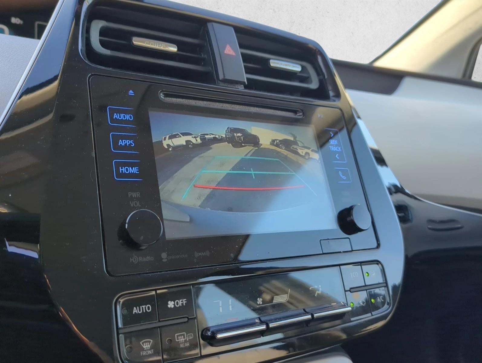 2017 Toyota Prius Three (GS)
