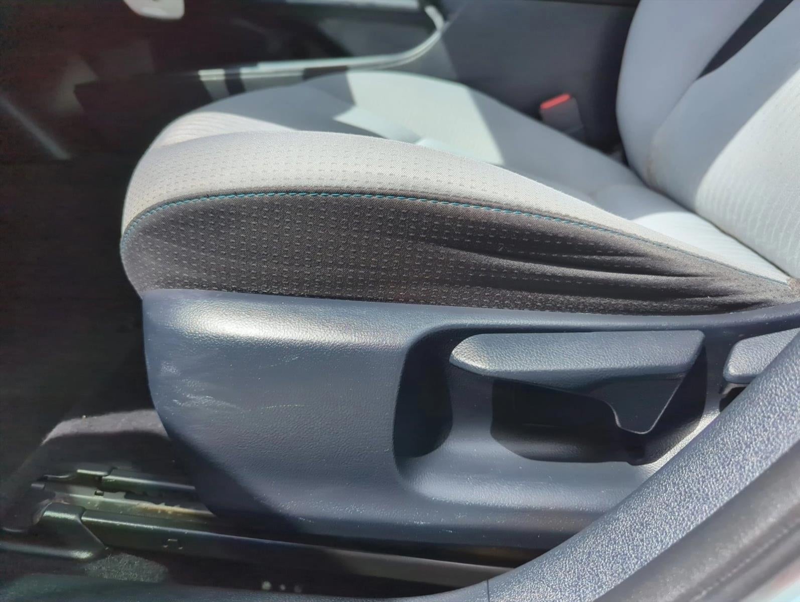 2016 Toyota Prius 5dr HB Two Eco (Natl)