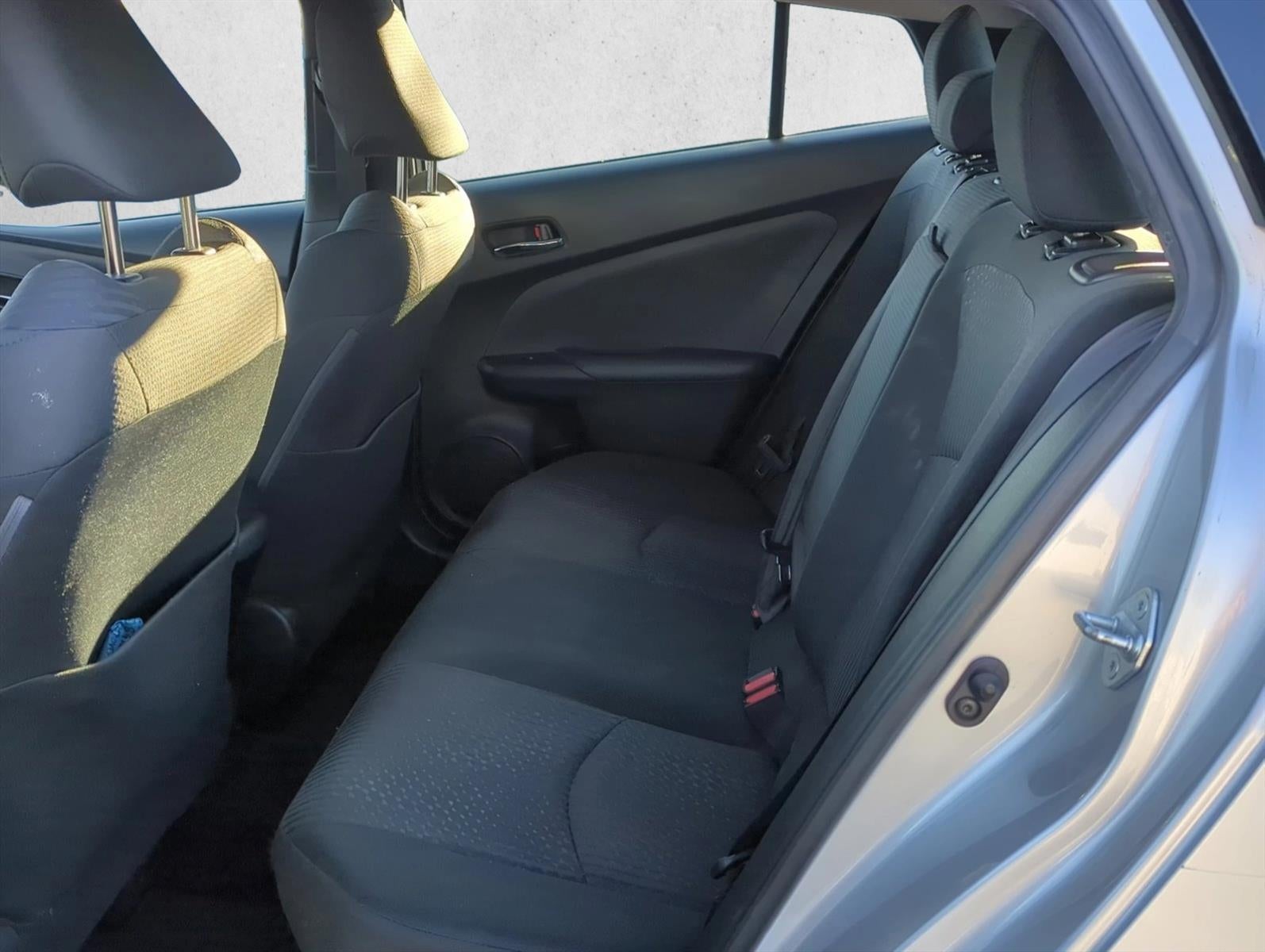 2017 Toyota Prius Two (SE)