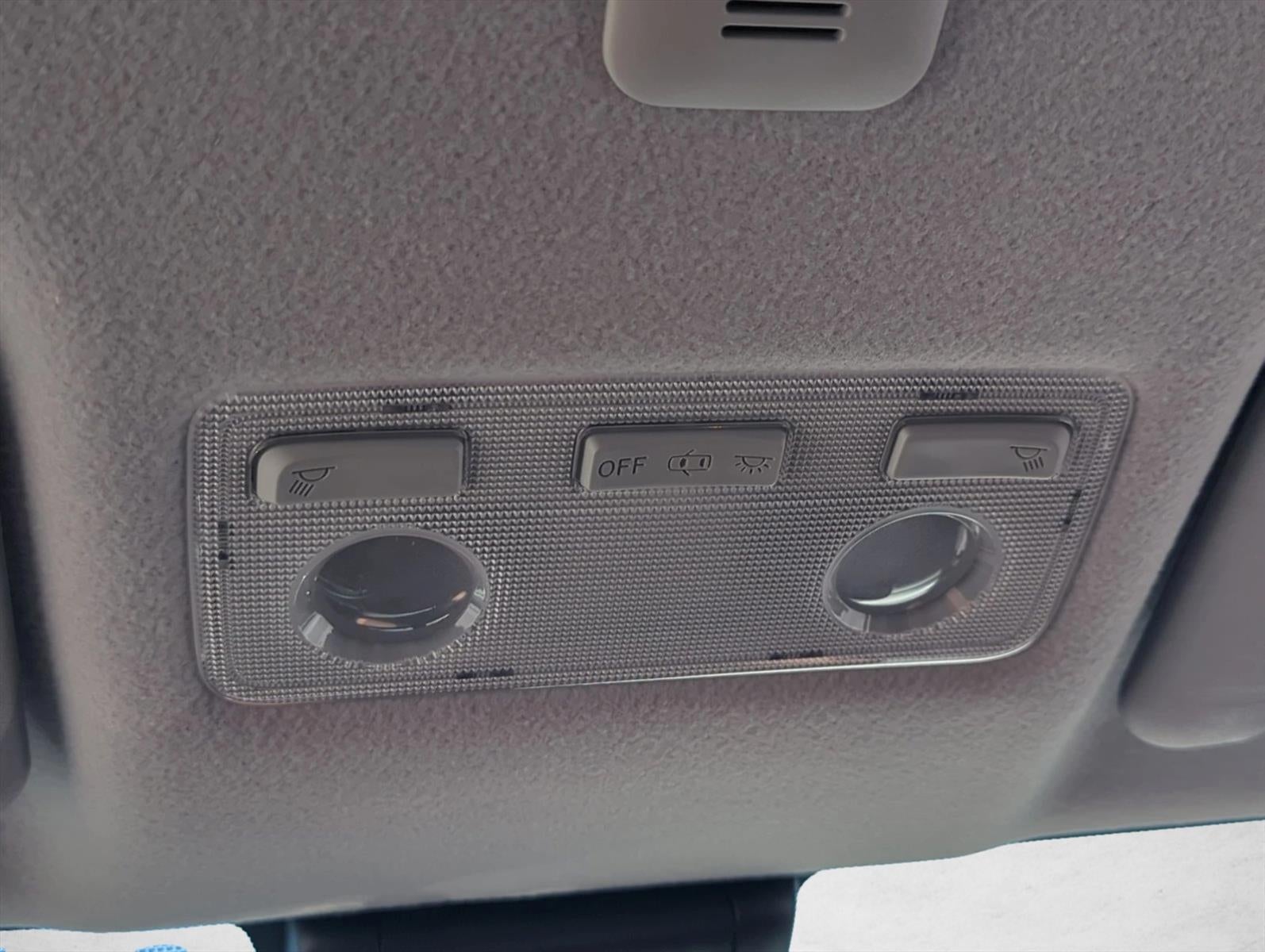 2018 Toyota Prius c Two (GS)