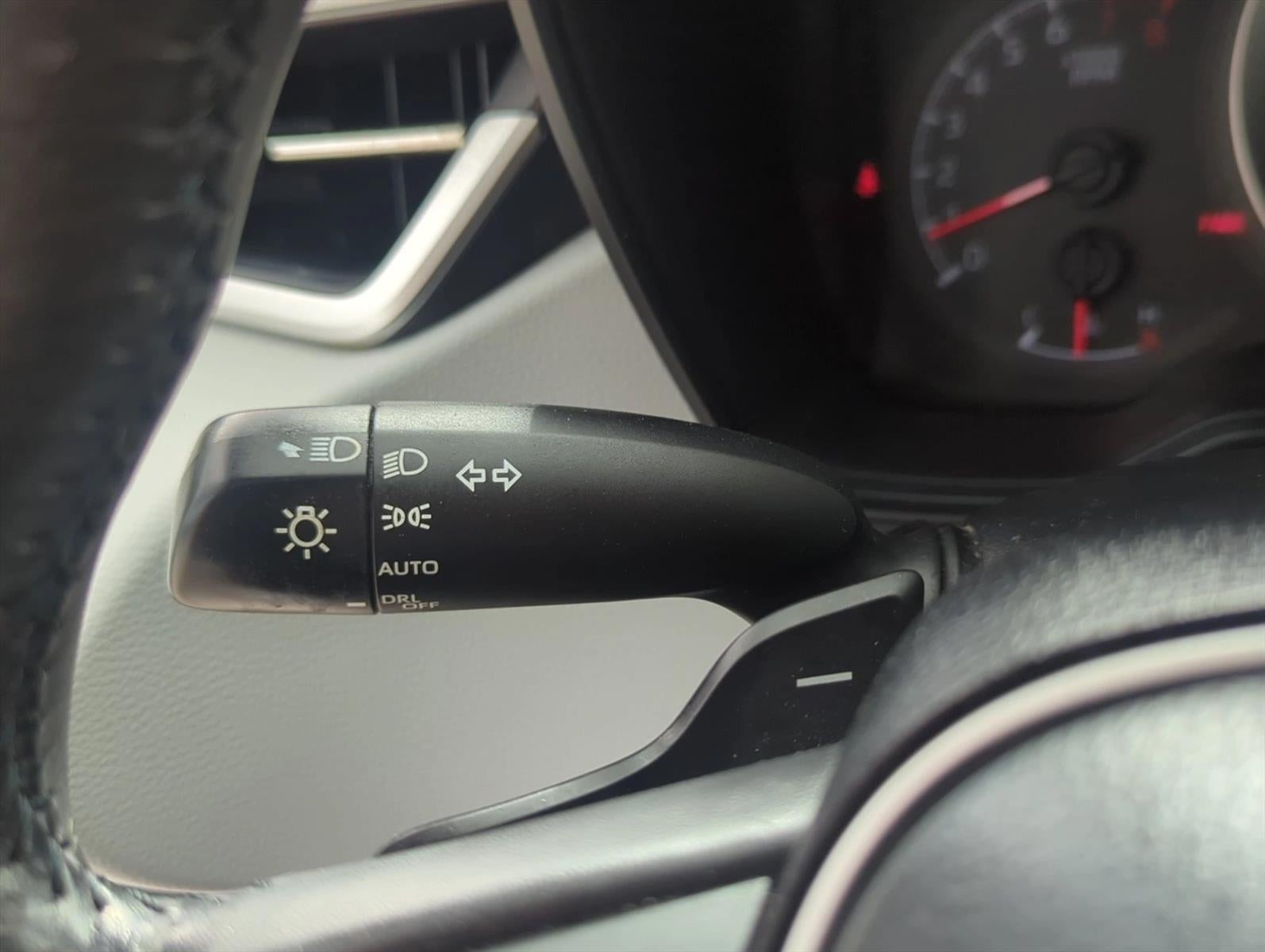 2020 Toyota Corolla SE CVT (Natl)