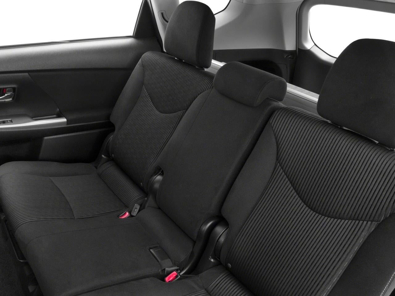 2017 Toyota Prius v Two (Natl)