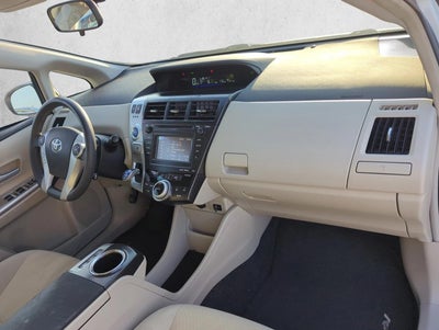 2014 Toyota Prius v 5dr Wgn Three (Natl)