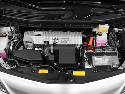 2014 Toyota Prius v 5dr Wgn Three (Natl)