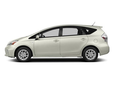 2014 Toyota Prius v 5dr Wgn Three (Natl)