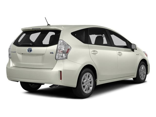 2014 Toyota Prius v 5dr Wgn Three (Natl)