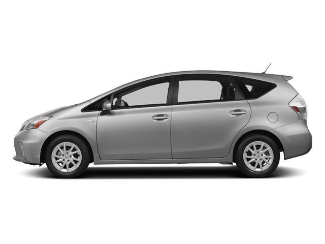 2014 Toyota Prius v 5dr Wgn Three (Natl)