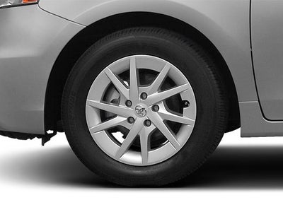 2014 Toyota Prius v 5dr Wgn Three (Natl)