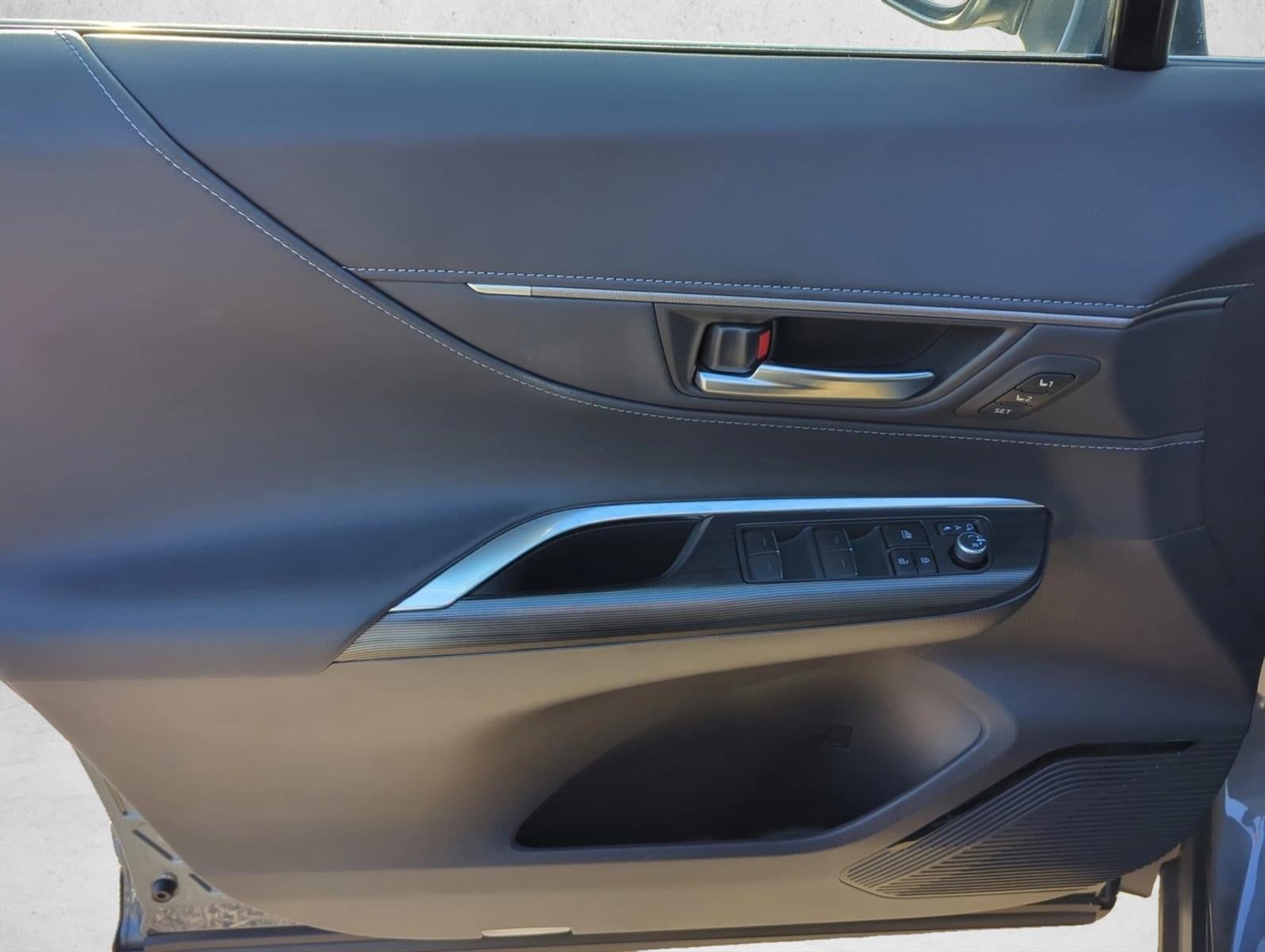 2021 Toyota Venza XLE AWD (Natl)