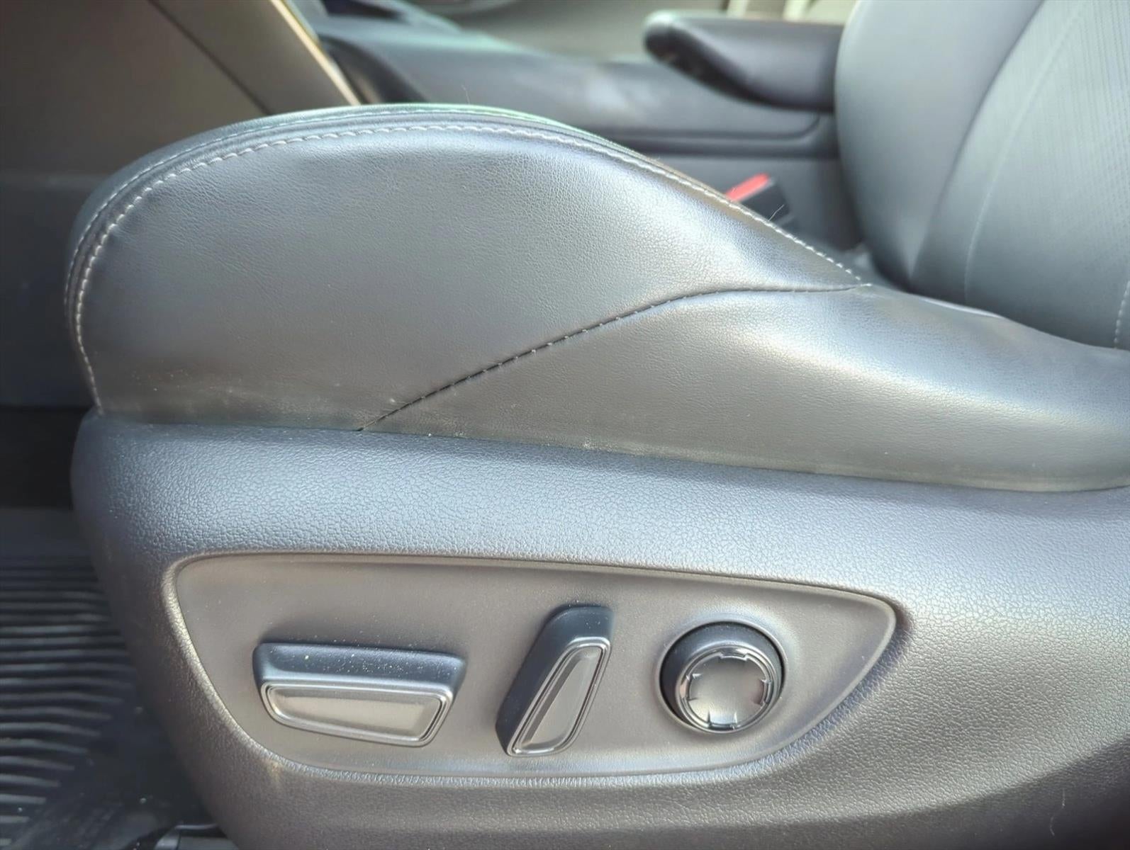 2021 Toyota Venza Limited AWD (GS)