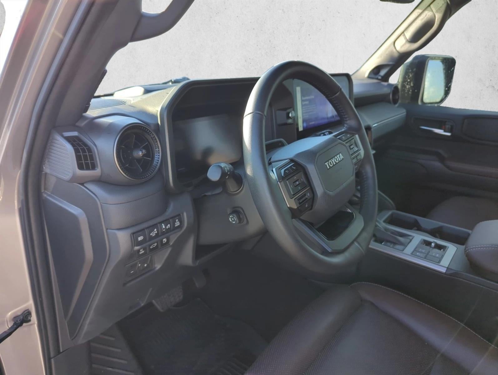 2025 Toyota Land Cruiser 4WD (GS)