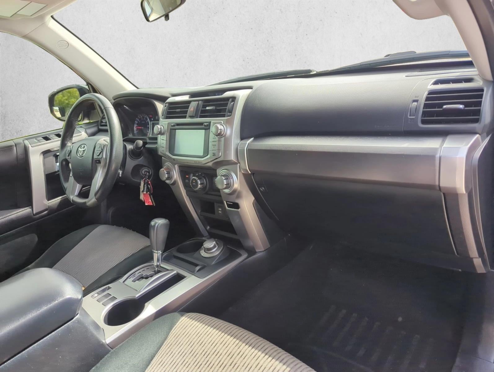 2017 Toyota 4Runner SR5 4WD (GS)
