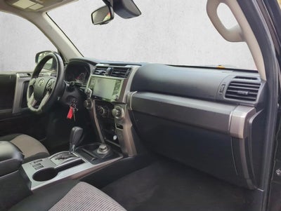 2020 Toyota 4Runner SR5 4WD (GS)