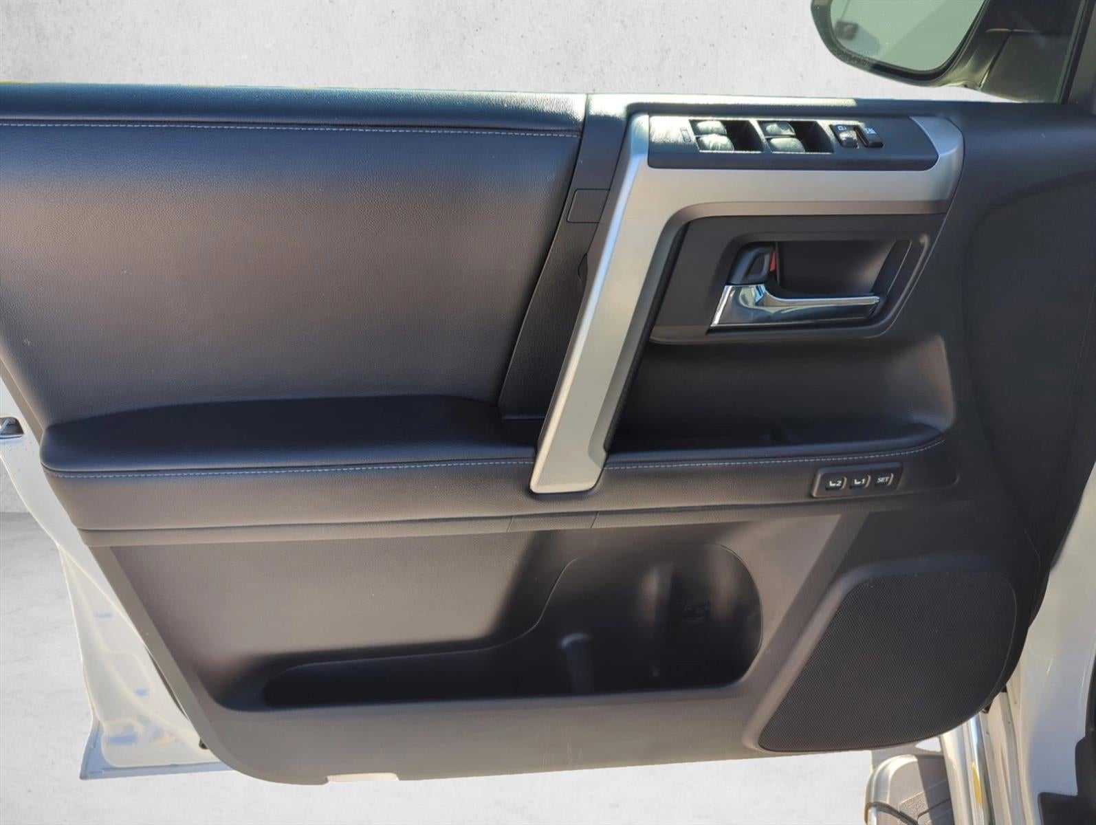 2022 Toyota 4Runner Limited 2WD (Natl)