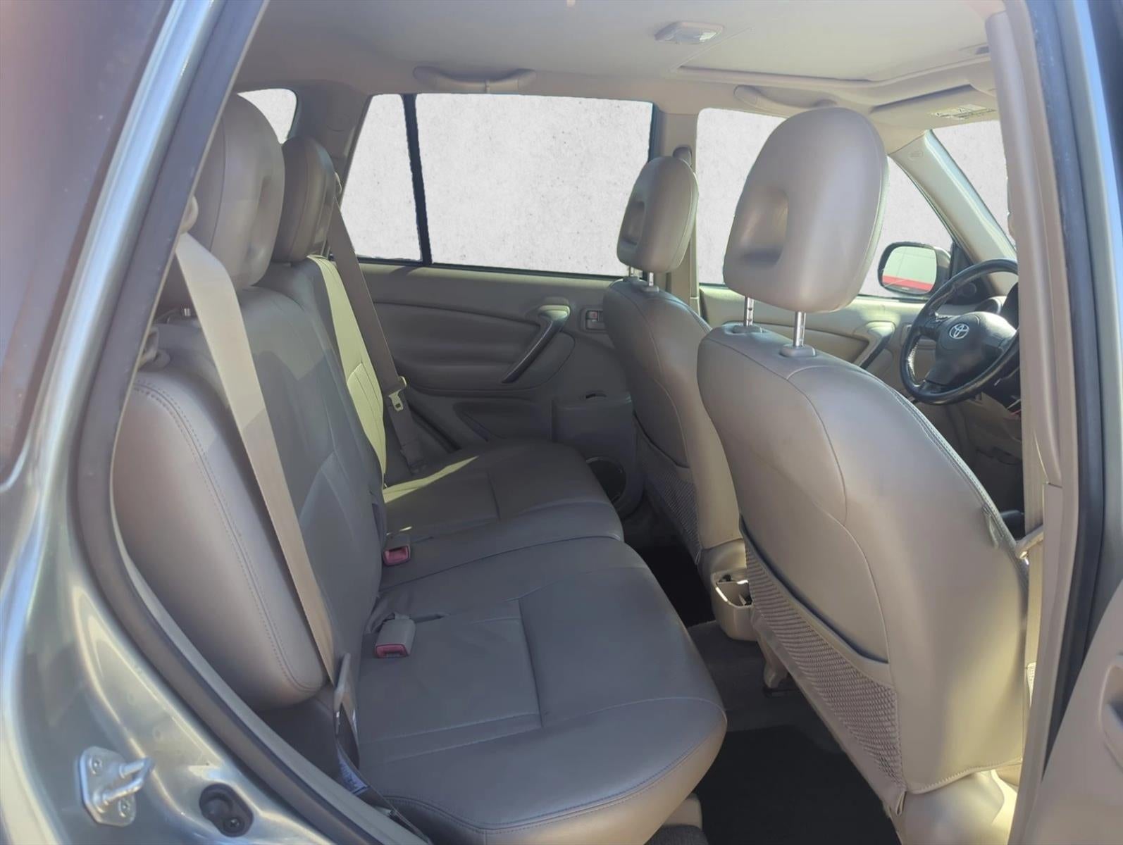 2005 Toyota RAV4 Base