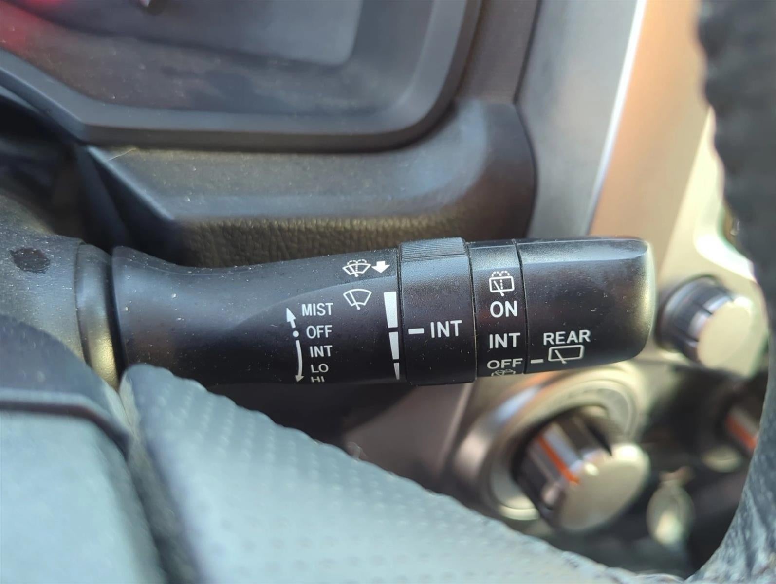 2024 Toyota 4Runner SR5 4WD (Natl)