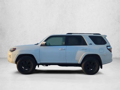 2024 Toyota 4Runner SR5 4WD (Natl)
