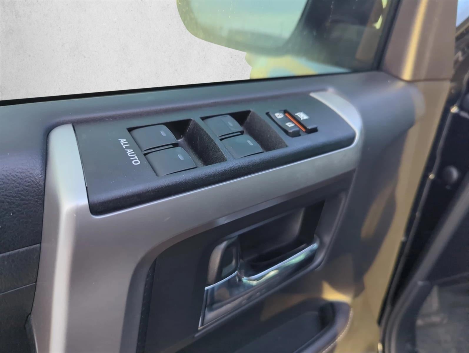 2024 Toyota 4Runner SR5 Premium 4WD (Natl)