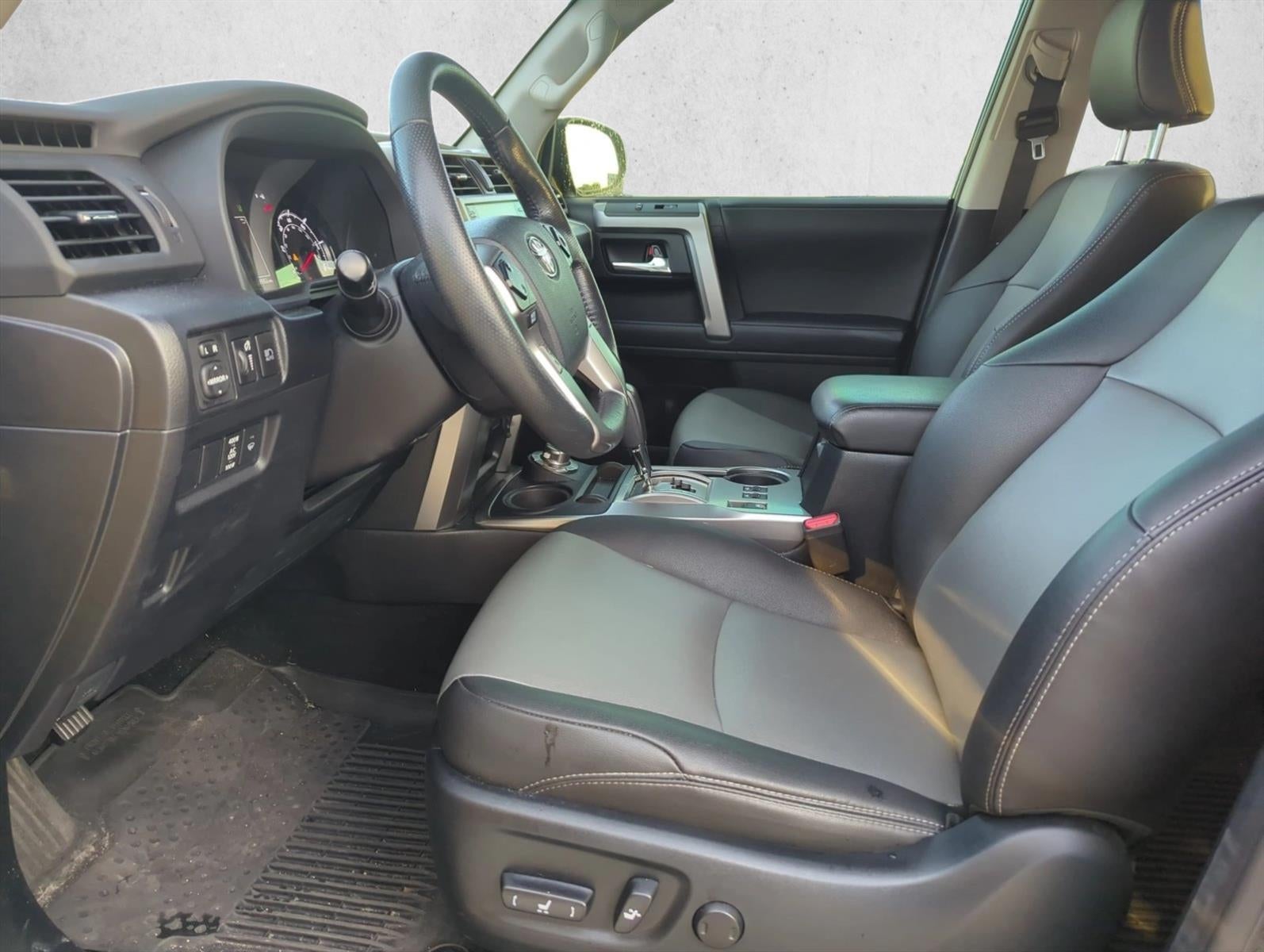 2024 Toyota 4Runner SR5 Premium 4WD (Natl)