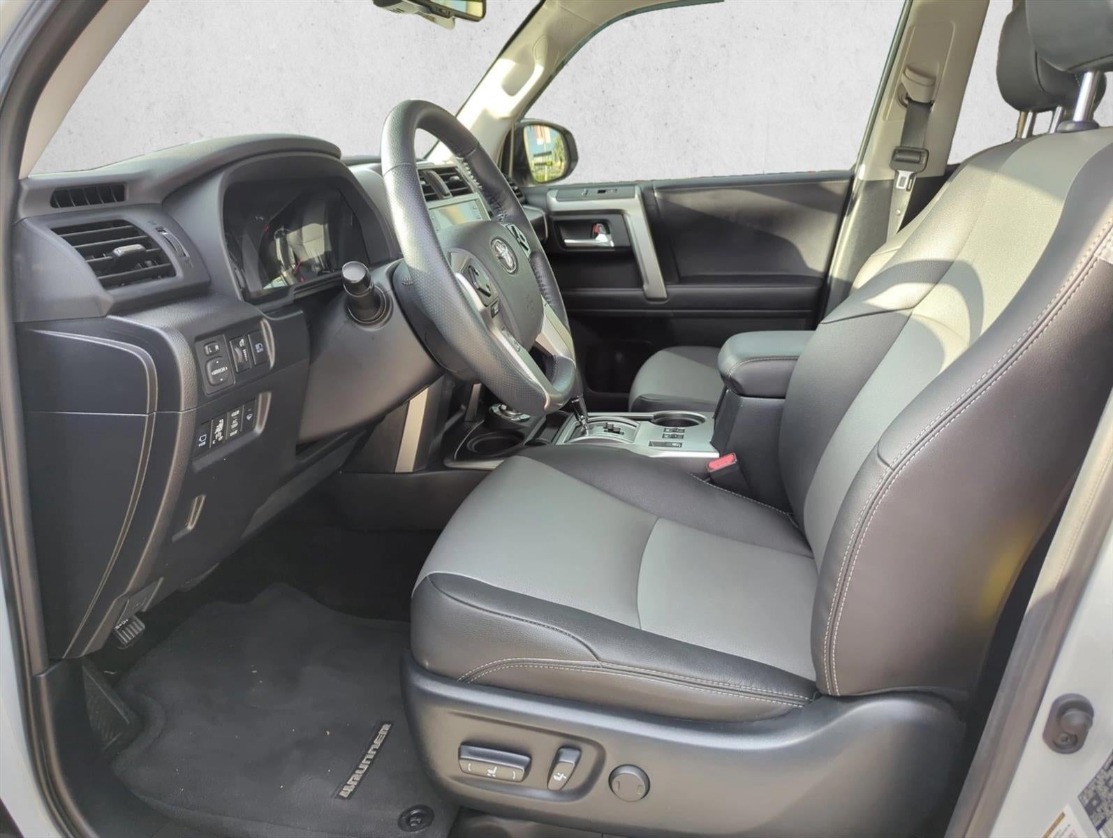 2024 Toyota 4Runner SR5 Premium 4WD (Natl)