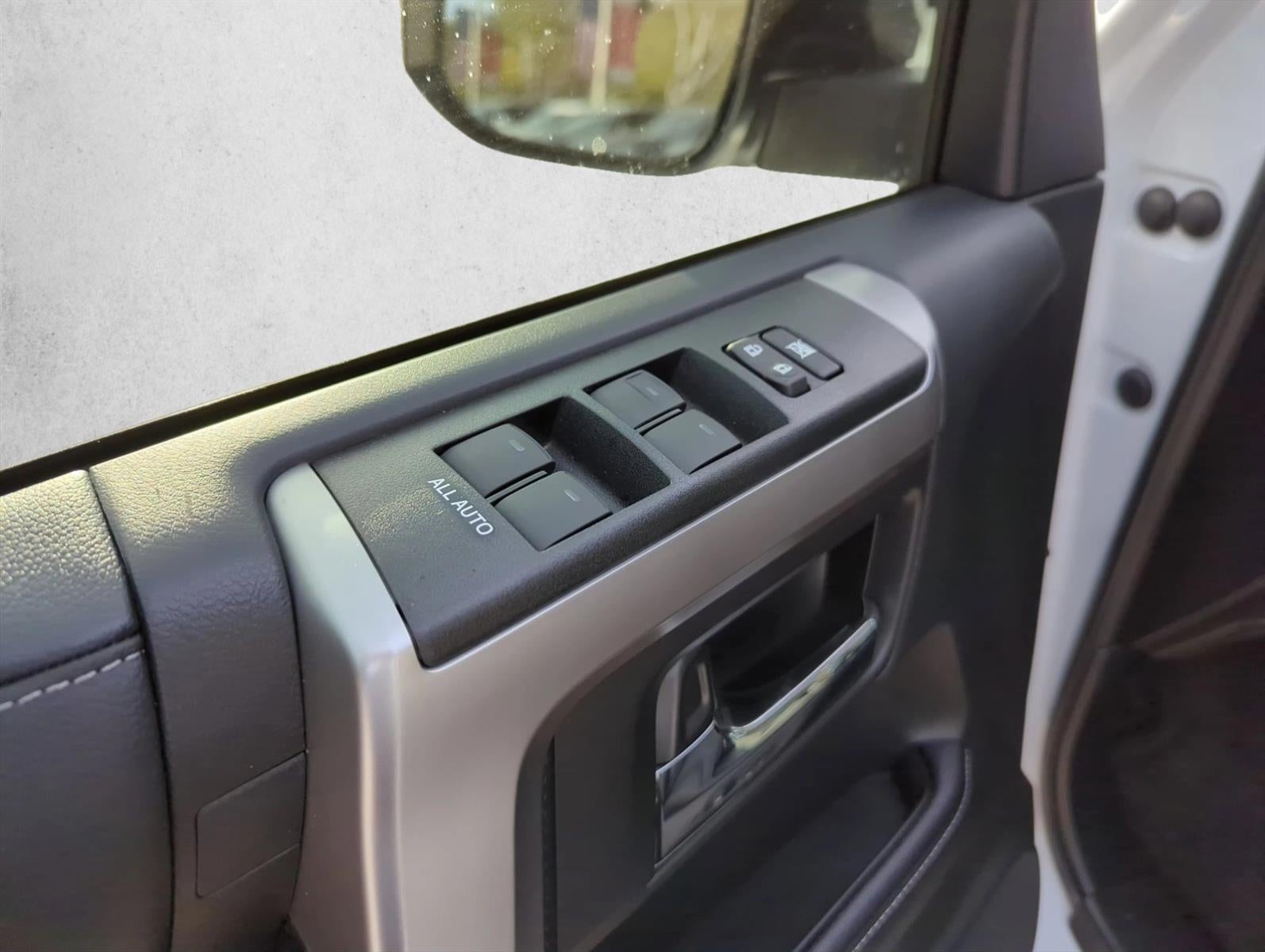 2024 Toyota 4Runner SR5 Premium 4WD (Natl)