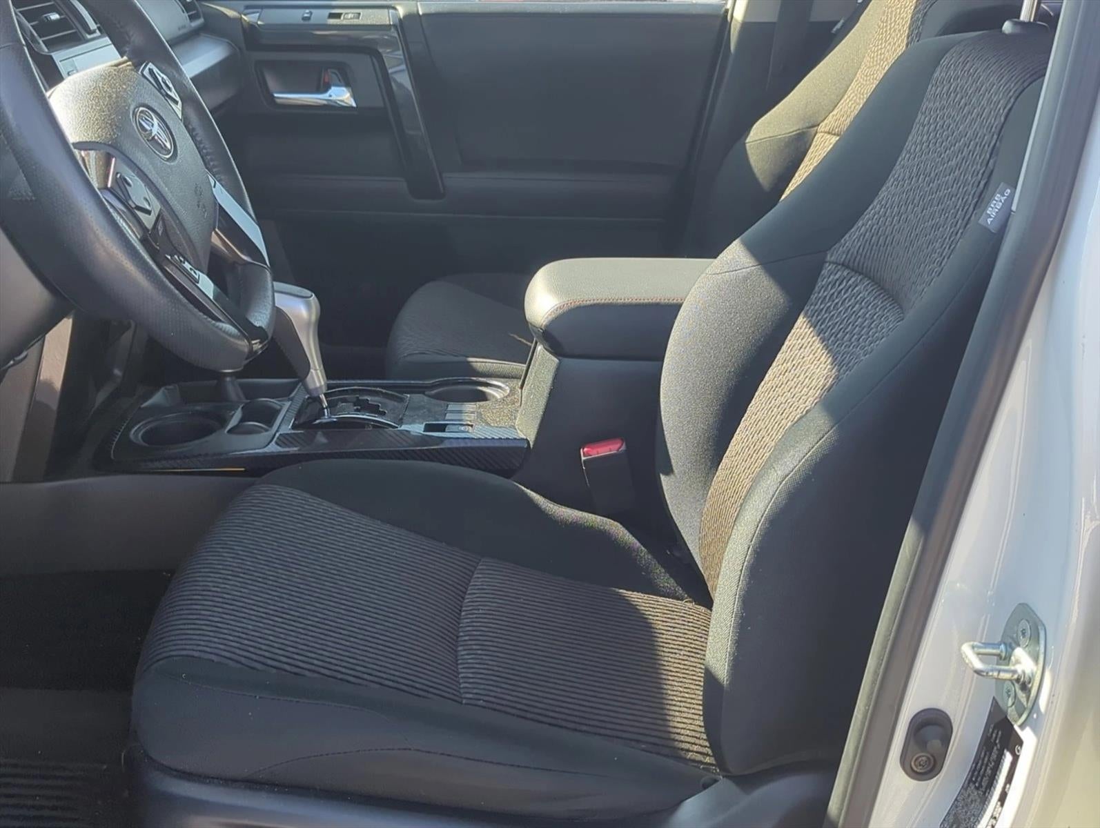 2022 Toyota 4Runner TRD Off Road 4WD (Natl)