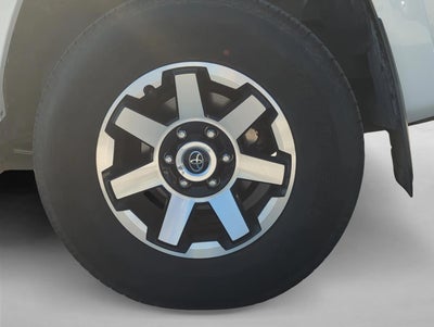 2022 Toyota 4Runner TRD Off Road 4WD (Natl)