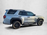 2025 Toyota 4Runner SR5 2WD (Natl)