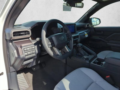 2025 Toyota 4Runner SR5 4WD (GS)