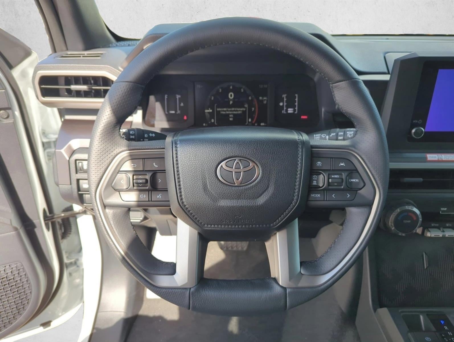 2025 Toyota 4Runner SR5 4WD (GS)