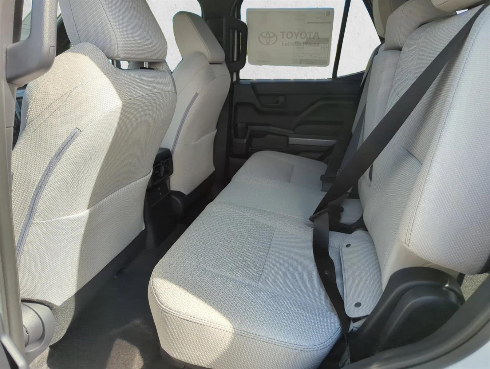 2025 Toyota 4Runner SR5 4WD (GS)