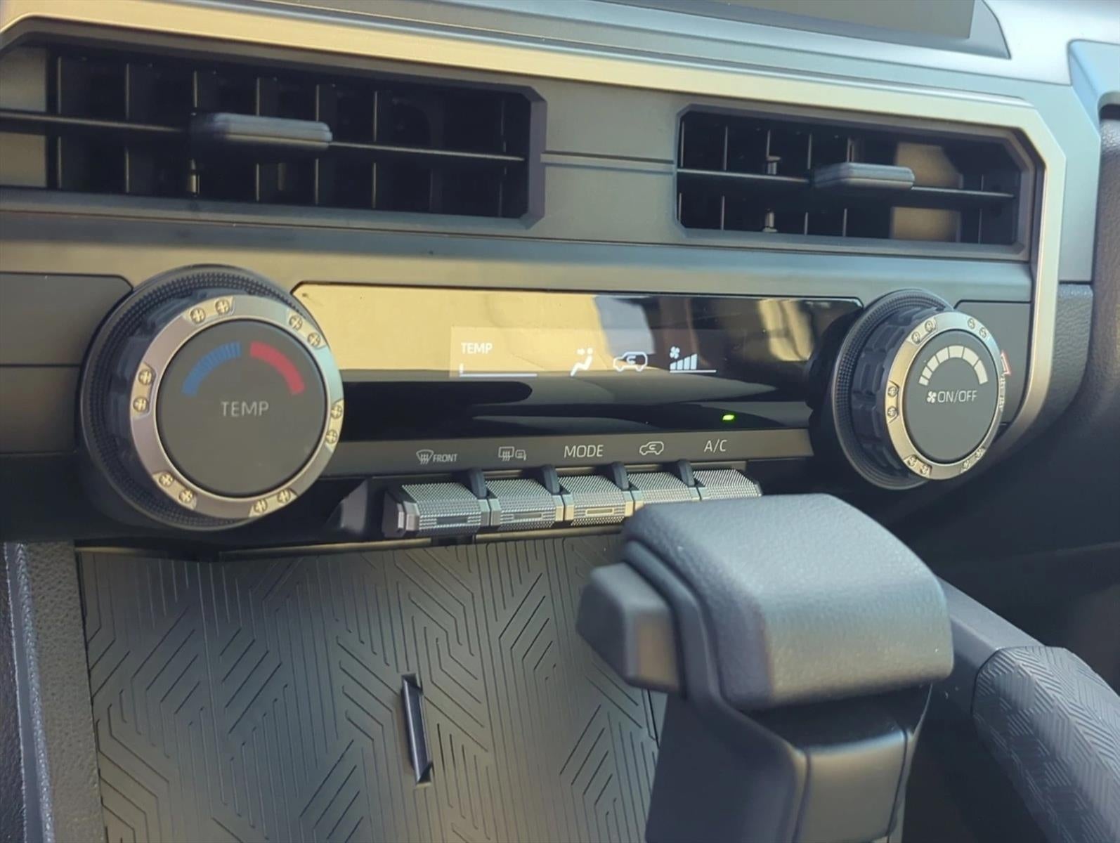 2025 Toyota 4Runner SR5 4WD (GS)