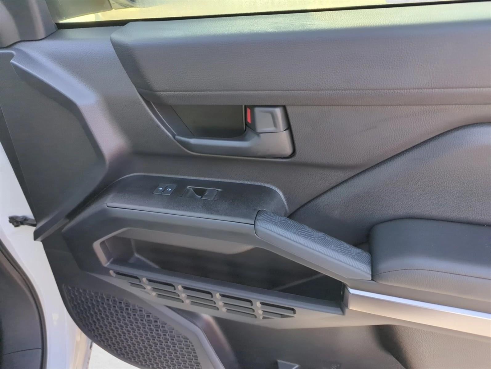 2025 Toyota 4Runner SR5 4WD (GS)