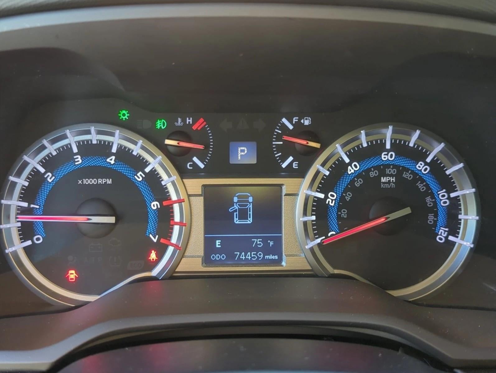 2016 Toyota 4Runner RWD 4dr V6 SR5 (Natl)
