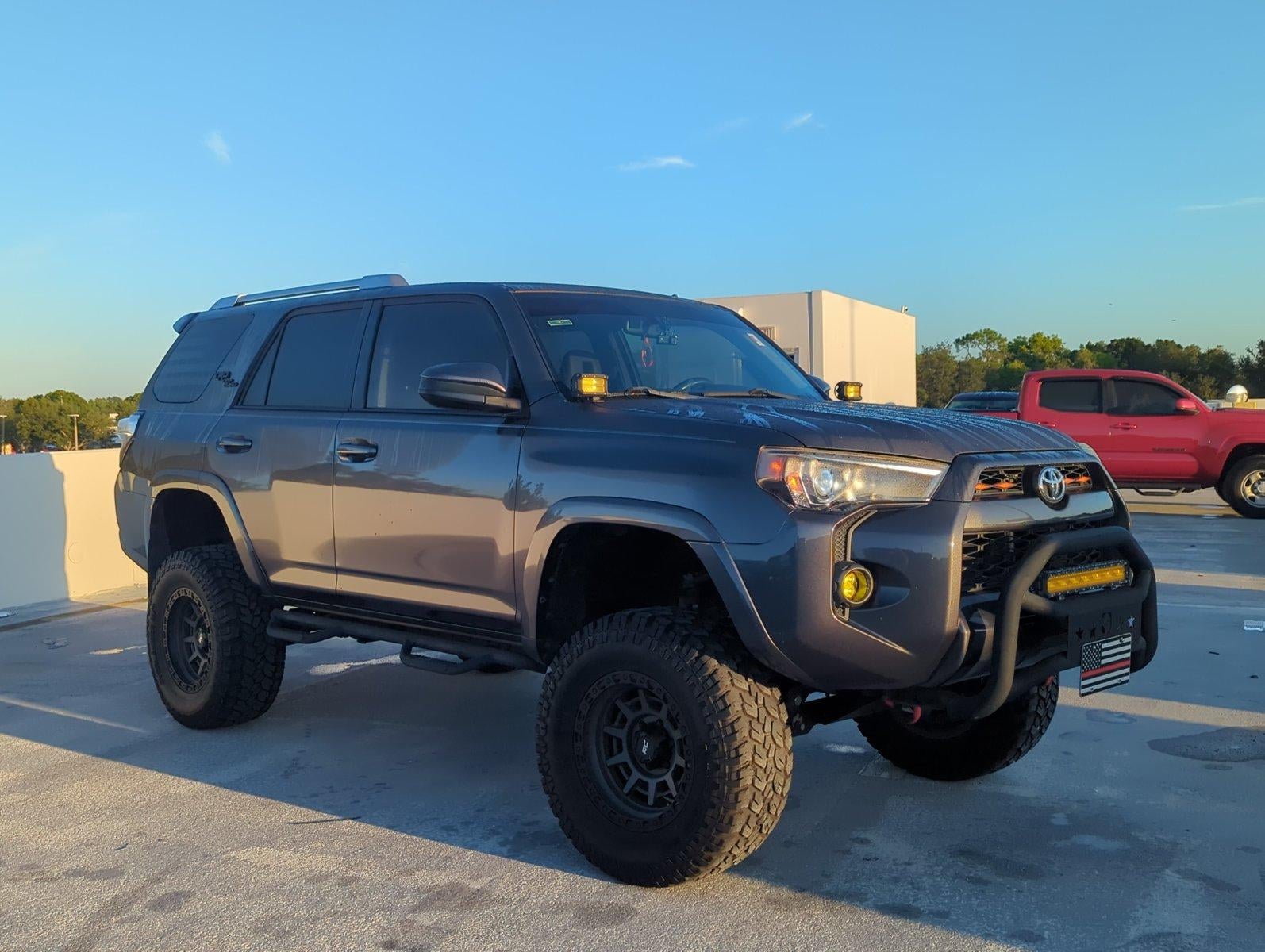 2016 Toyota 4Runner RWD 4dr V6 SR5 (Natl)